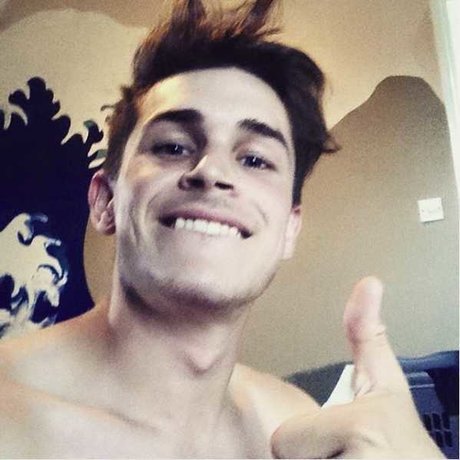 _Luke_ nude star pics