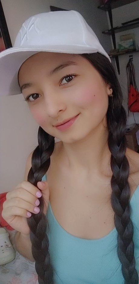 petite slut onlyfans pretty gallery