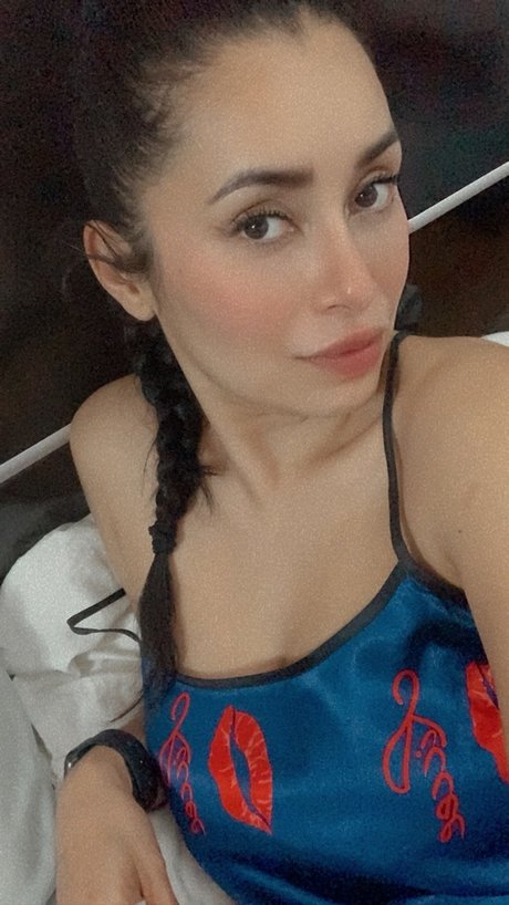 Lucy Flowers sex actress picture