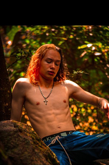 Lucas sun model xxx img