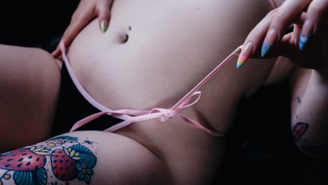 curvy kitty onlyfans exclusive photos