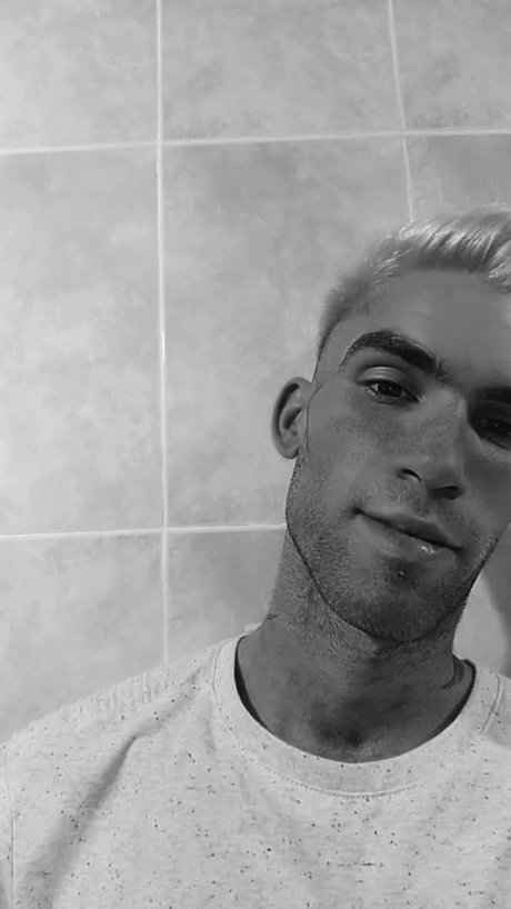 _MarceloPinochet21 model perfect image