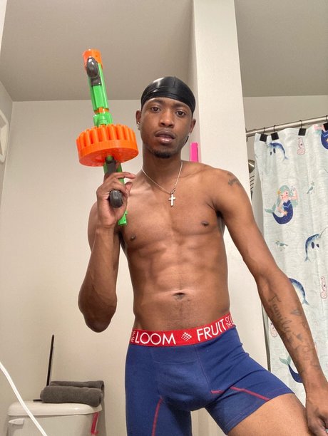 ShesaySecureMe naked actress pic