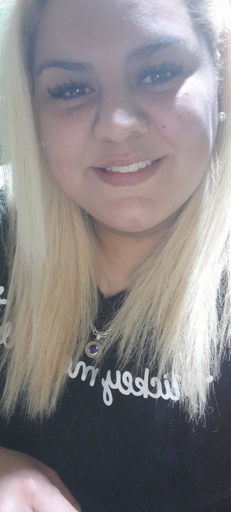 Mayra model best picture