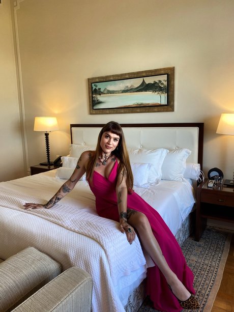 May Lobinha nice actress image