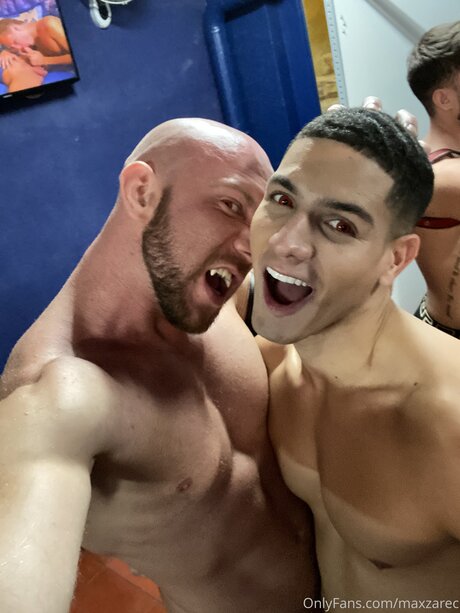Max Zarec XXL pornstar sexy photos