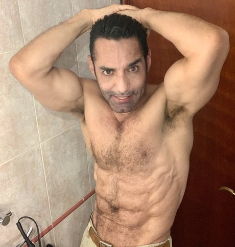 MaXXXeur star beautiful images