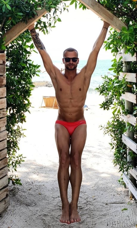 FrankiPdm model nice photos