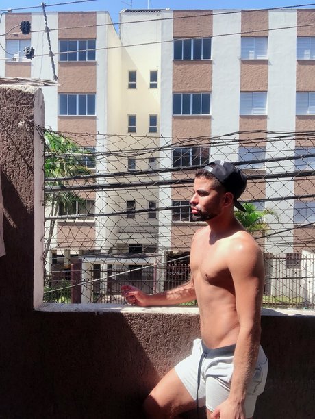 Max BootyXXX nudes actress galleries