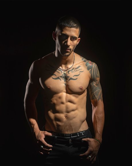 Mistik Mars sexy model img