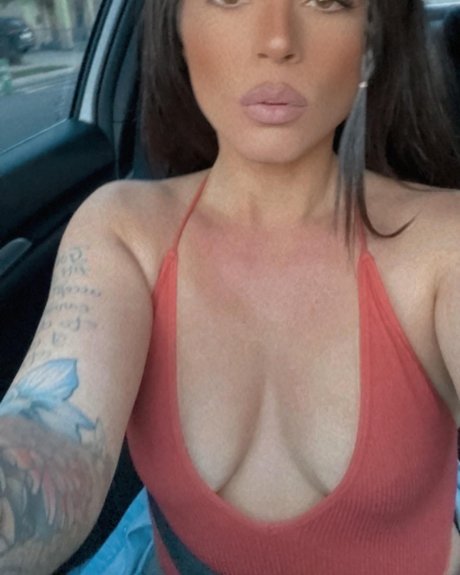 Miss Baker free pornstar images