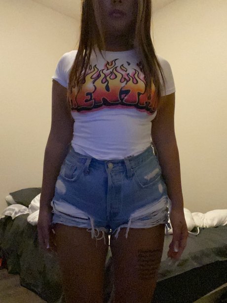 Milky Mommies model high quality pic