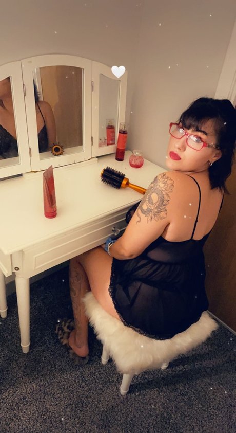 Yourguiltypleaure pornstar sexy picture