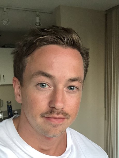 Mike Pillar sexy pornstar picture