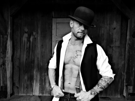 _M I K E_ model nude photos