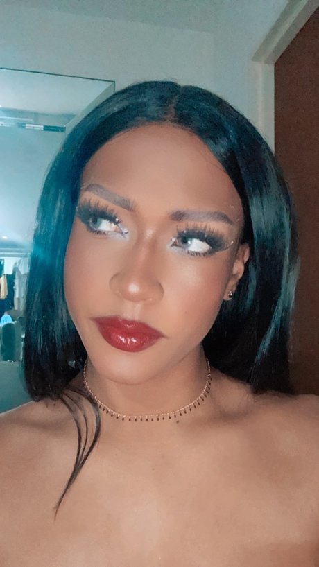 _Mia Vera_ perfect pornstar photo