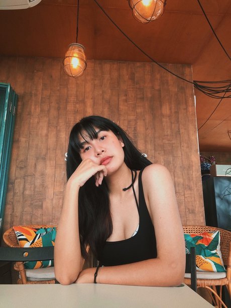 Mi ing naked model galleries