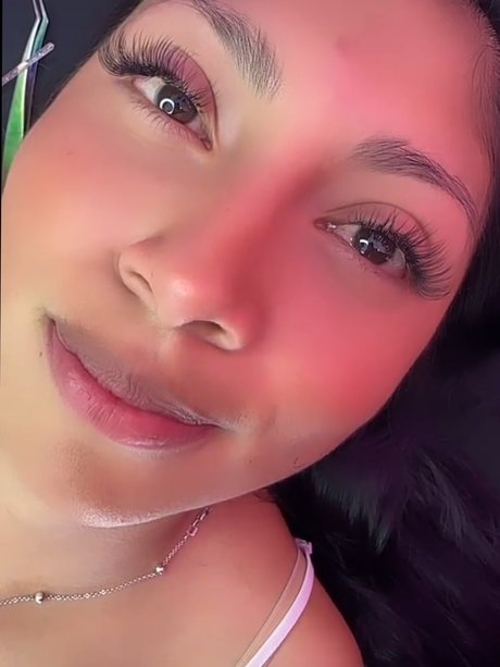 Mizz Mexicana art model img