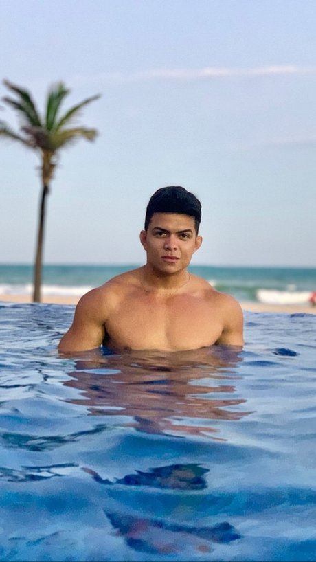 Menin o naked model picture