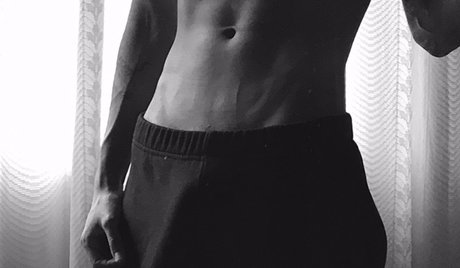 Xiao Hei Long star beautiful images