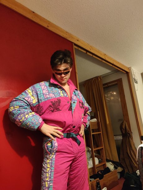 mr booty exclusive actress pics