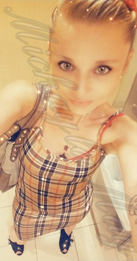 milf handjob onlyfans porno image