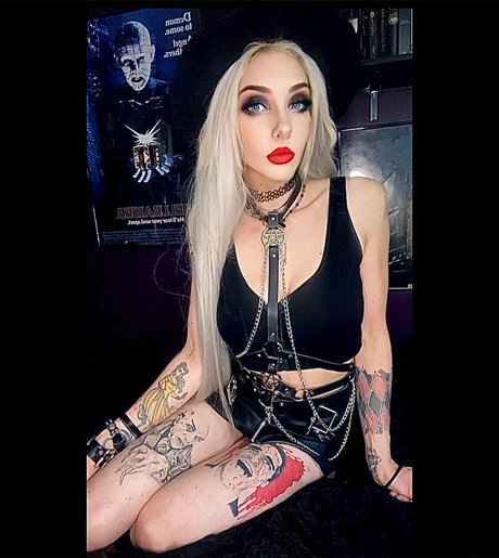 Miss Luna Long pornstar nice photo