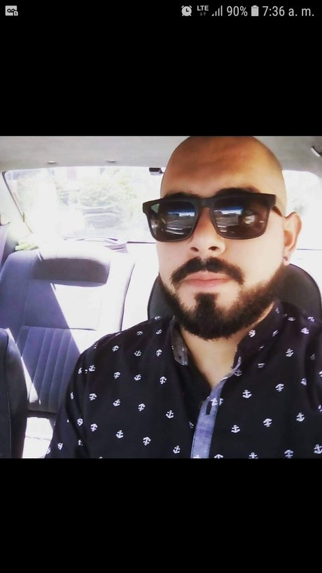 Marco Saborio star hot image