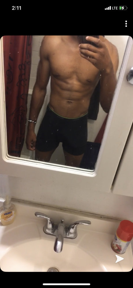 blonde shemale onlyfans beautiful naked pictures