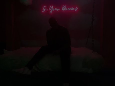 DADDY KONG nude model photos