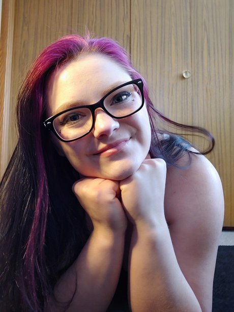 NicholeFREE model adult archive