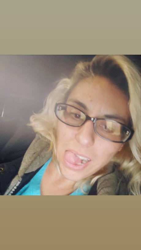 teacher milf onlyfans beautiful naked pictures