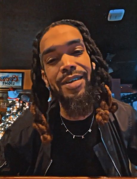 40 onlyfans naked image