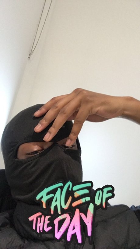 MazCurved_ exclusive pornstar photos