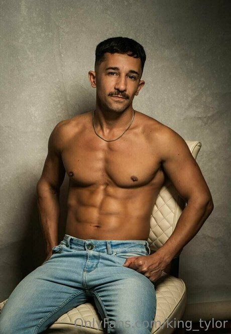 mirror onlyfans art naked galleries