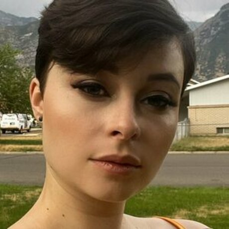 skinny shemale onlyfans xxx image