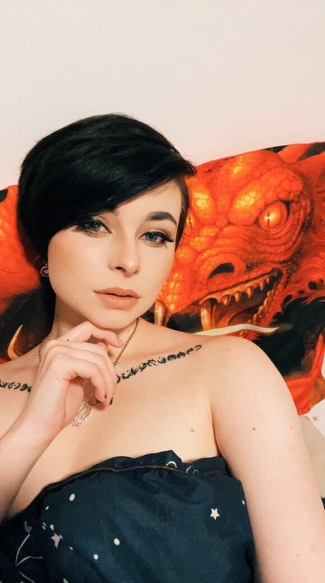 makeup artist onlyfans top picture