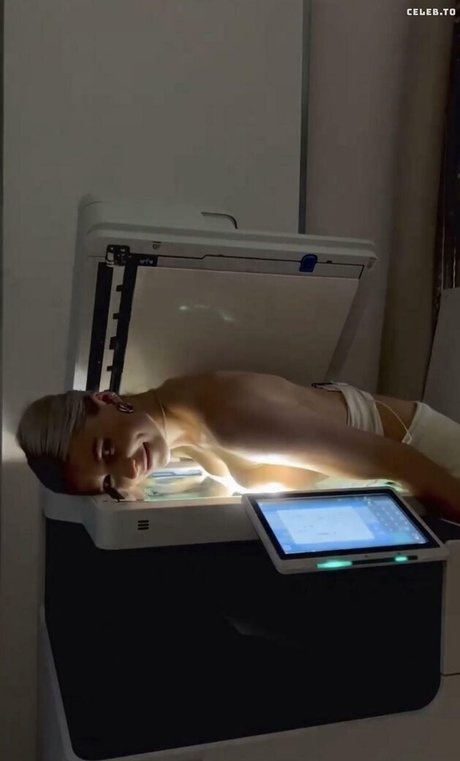 Lena Gercke pornstar sexy photo