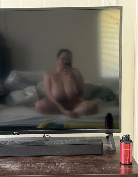 alexhaunts perfect actress photos