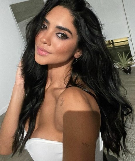 Arianny Negron Images