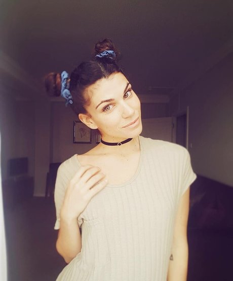 Ariadna Hafez star nude picture