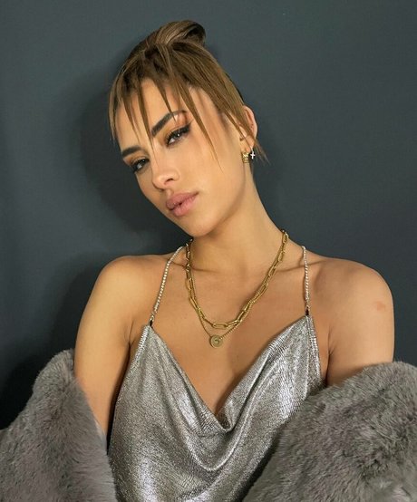 girl on girl onlyfans hot naked photos