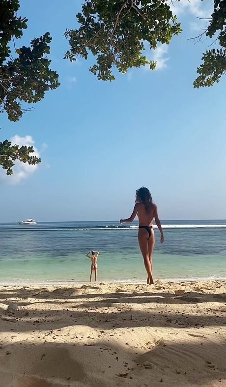 Gina Llebaria nice pornstar archive