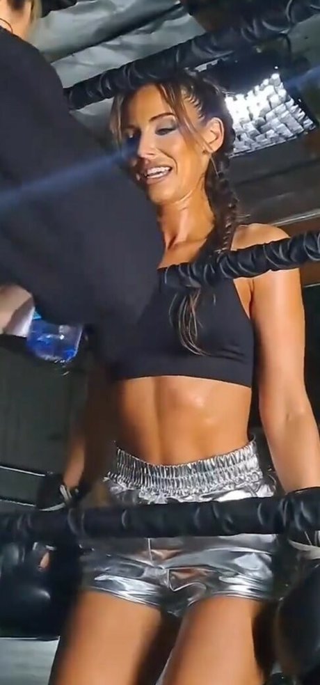 shemale handjob onlyfans free sexy pics