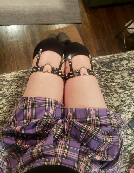 freemoon pornstar naked images