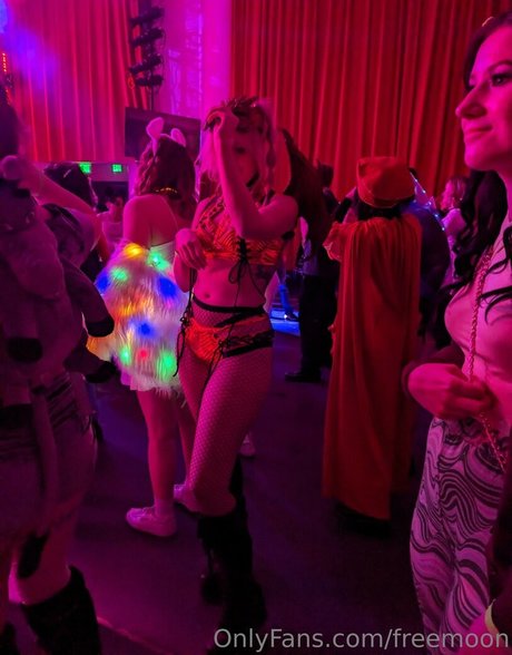 freemoon porn star galleries