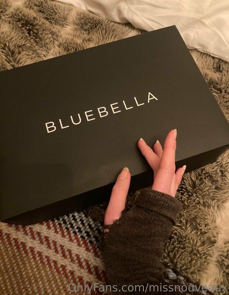 blonde shemale onlyfans nude photos