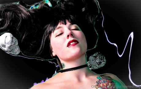 giallowrestling hot actress image