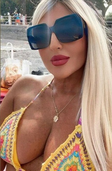 shemale fucks girl onlyfans free xxx image