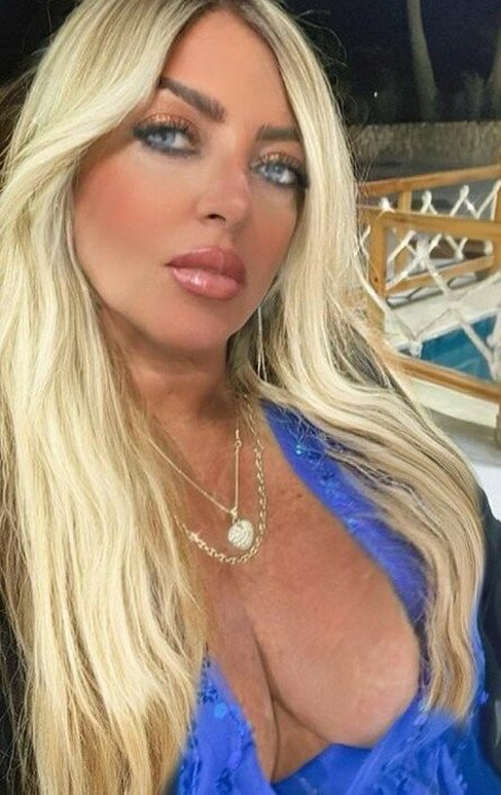 gay influencer onlyfans free nude picture